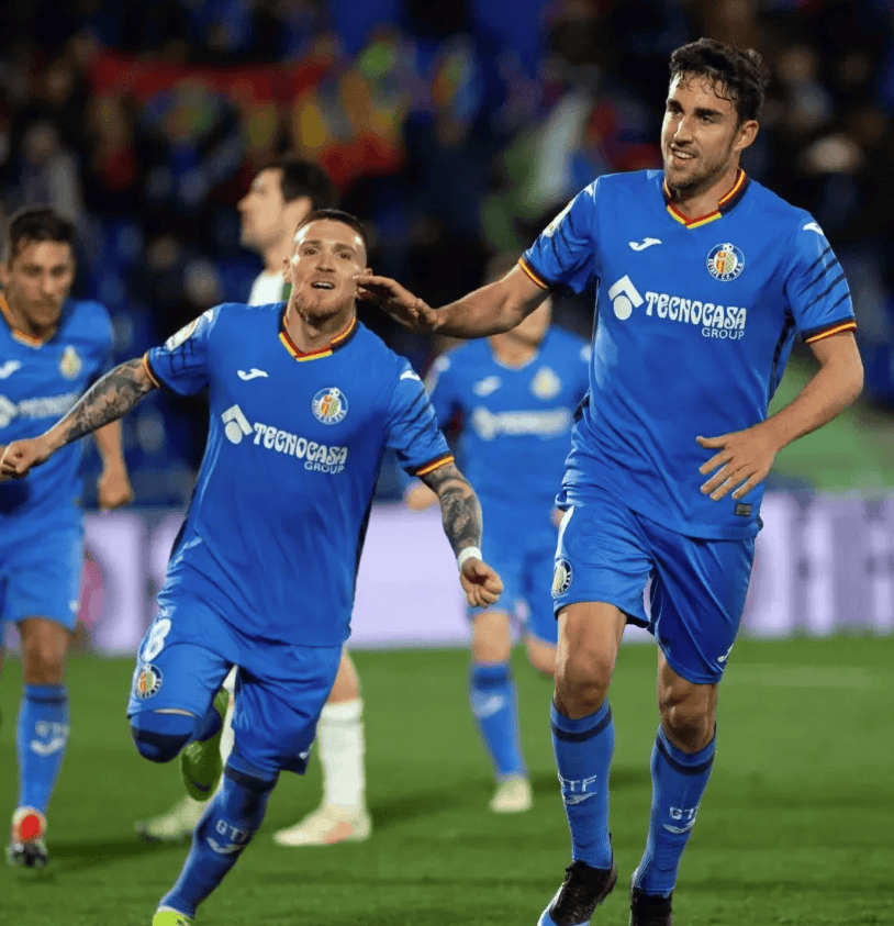 比利亚雷亚尔迎NBA常规赛关键赛；窗口期伤情更新；质疑声仍在；资深球员宣示担当的简单介绍